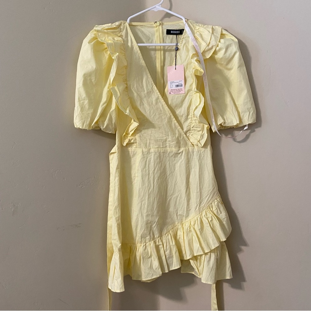 NWT Missguided Ruffle Wrap Poplin Puff Sleeve Plunging V-Neck Dress Lemon Yellow - Picture 6 of 11
